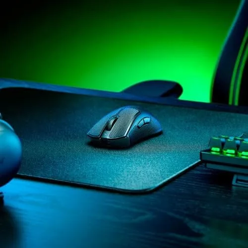 razer-deathadder-v3-pro-wireless-gaming-mouse